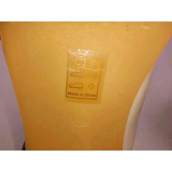 Cape Robbin Womens Ankle Boots Beige Studded Chain Pointed Toe Pull On Size 10 - Picture 7 of 9